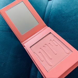 Barely Legal ✨ Kylie Cosmetic Blush